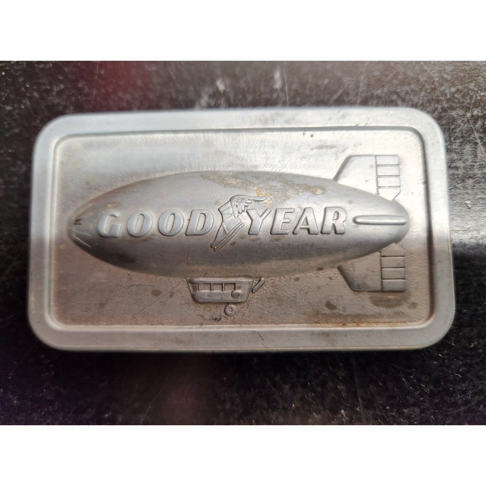 Goodyear Belt Buckle Blimp Zeppelin Silver Tone 1974‎ Vintage